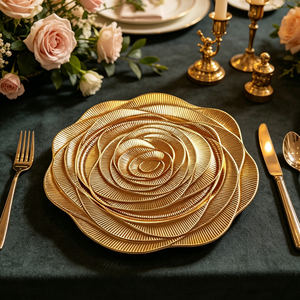 <span class=keywords><strong>Assiette</strong></span> de Présentation PP Dorée Électrolytique de Luxe, Tendance et Durable, avec Technique Pigmentée, Style Américain, Motif Rose Personnalisé - Product Image 1