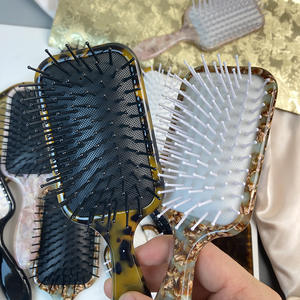 หวีอะซิเตทขนาดกลาง ด้ามอะซิเตท ทำด้วยมือ หวีนวดผม หวีจัดแต่งทรงผม แปรงทำความสะอาด แฟชั่นสำหรับช่างทำผม - Product Image 3