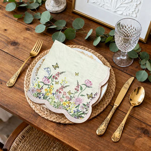 Serviettes d'invités jetables 3 plis à bord festonné motif floral Jardin Romantique pour douche nuptiale - Product Image 6