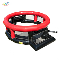 Jeu de football gonflable sur le thème du sport pour enfants et adultes, terrain de football circulaire gonflable avec filet au dessus