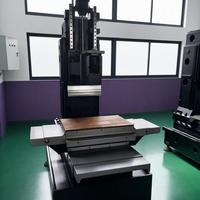Machine de perçage, fraisage et taraudage CNC Tsingziwa BT30 à haute rigidité, haute précision, broche 20000 tr/min, système de contrôle Syntec