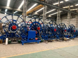 เครื่องจักรผลิตท่อคอนกรีตใหม่พร้อมมอเตอร์ PLC แกนเหล็กกล้าขึ้นรูป รวมถึงชิ้นส่วนหลักเช่นแบริ่งและเครื่องยนต์ - Product Image 2