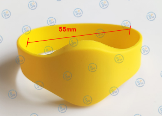 สีเหลือง