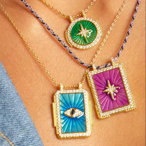 Acero inoxidable de alta calidad 18K chapado en oro sol Luna Corazón Azul mal de ojo encanto esmalte Tarot Collar para mujer joyería - Product Image 1