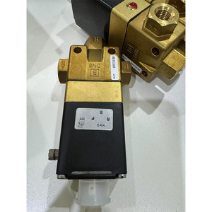 Allemagne 95102225 00077247 00218520 0037943 G1/4" 220V Solénoïde - Product Image 4