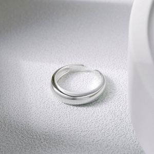 Anillo delicado apilable de oro de 18k chapado en plata 925 de alta calidad y moda, talla única, para mujer, marca Dylam Simple Low Moq - Product Image 3