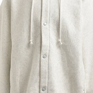 Sudadera con capucha lisa de forro polar grueso y cálido, con botones a presión, estampado en relieve y cordón ajustable - Product Image 4