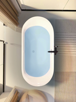 Baignoire autoportante moderne de luxe en acrylique de style hôtel européen de taille adulte avec fonction de trempage et égouttoir