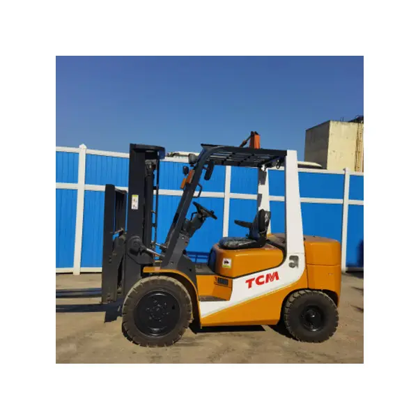 Sử dụng xe nâng TCM FD30 fd50 Nhật Bản sử dụng KOMATSU TCM xe nâng 3 tấn 5 tấn xe nâng DIESEL để bán