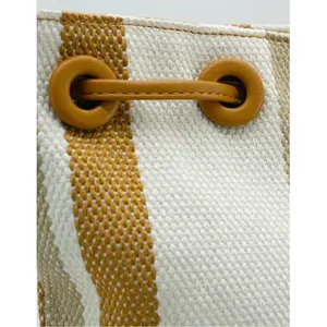 Borsa a tracolla da donna a righe Vintage in poliestere Beige con tracolla regolabile alla moda estate inverno stagioni Andrea - Product Image 1