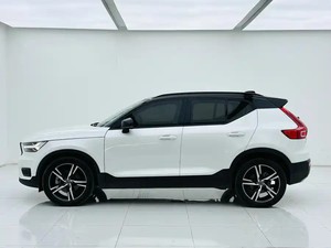 Volkswagen <span class=keywords><strong>XC40</strong></span> 2021 T4 à traction intégrale, haute configuration, avec toit ouvrant panoramique, voiture d'<span class=keywords><strong>occasion</strong></span> essence de qualité supérieure - Product Image 2