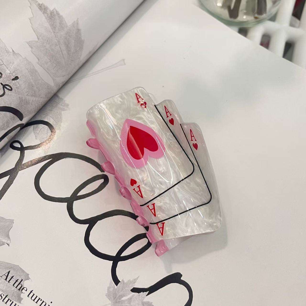 forme de carte rose 8 cm