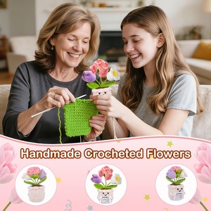Jolie poupée en crochet faite à la main en forme de tulipe avec 3 fleurs dans un pot, cadeau « Je t'aime » pour Nana, grand-mère, GaGa, fête des mères, anniversaire - Product Image 6
