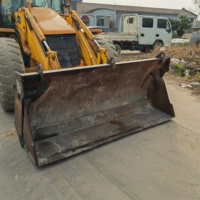 Chargeuse-pelleteuse JCB 3CX 4CX d'occasion, faible nombre d'heures de travail