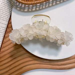 مقطع قرش راتنجات كوري أنيق من beizleel Egance زهرة من العرائس - Product Image 5