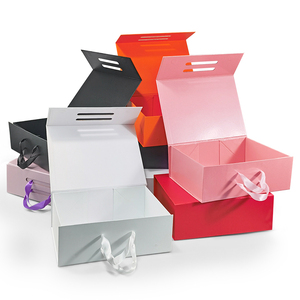 Luxury Magnetic Folding Gift Boxes Black Texture Hard Paper Gift Mini Box Magnetic Box With Handles
