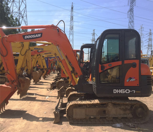 Mini pelle sur chenilles Doosan DH55 importation originale 5 tonnes poids de fonctionnement 25 tonnes capacité caractéristiques pompe à moteur noyau vente - Product Image 3