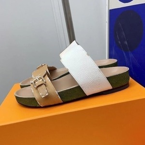 Nuevos Estilos 2026 Sandalias de Cuero Marrón Premium con Hebilla y Doble Correa Ajustable, Pantuflas Casuales - Product Image 2