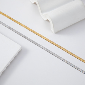 Gioielli impermeabili in acciaio inossidabile PVD placcato oro 18K piatto a catena di serpente a spina di pesce con catena a forma di serpente con I Love your - Product Image 2