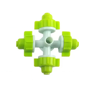 Buse de brumisation croisée à <span class=keywords><strong>4</strong></span> <span class=keywords><strong>voies</strong></span> Pulvérisateur suspendu pour système d'irrigation par aspersion agricole Outil d'<span class=keywords><strong>arrosage</strong></span> et d'irrigation - Product Image 3
