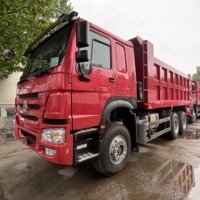 Camions 2026 Sinotruk Howo Moteur diesel 8x4 6x4 Camion à benne basculante lourd 1200R20 en vente