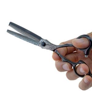 กรรไกรตัดผมมืออาชีพ Univlions ขนาด 6.0 นิ้ว สแตนเลสสตีล สำหรับคนถนัดขวา แบบใบมีดแบน สำหรับช่างทำผม - Product Image 2