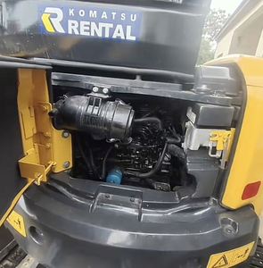 Mini-excavatrice Komatsu PC40 d'occasion, 4 tonnes, machine industrielle, certification CE, composants essentiels moteur et pompe, matériel japonais, à vendre - Product Image 6