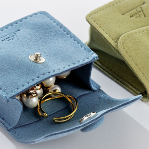 Bolsa de Joyería de Cuero de Microfibra con Logotipo Personalizado, Bolsa de Almacenamiento de Aretes Pequeños y Gruesos, Bolsa de Regalo con Botón, Organizador de Joyería de Lujo - Product Image 2