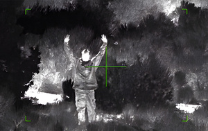 Elmetto da Combattimento Multifunzione per Sport all'Aperto con Design Tattico Robusto per <span class=keywords><strong>Autodifesa</strong></span> e Protezione di Sicurezza - Product Image 3