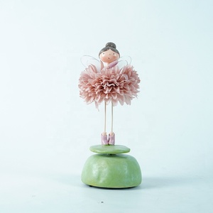 Décorations de bureau créatives en résine nouvelle maison elfe danse fleur <span class=keywords><strong>fée</strong></span> avec cloche de musique cadeau de vacances Sculpture modèle - Product Image 3