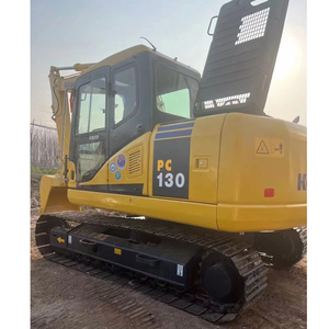 Excavatrice Komatsu PC130 d'occasion, modèle 2022, 13 tonnes, avec moteur, boîte de vitesses et pompe - Product Image 1