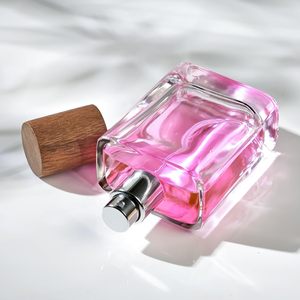 High Quality Luxury Design 50ml 100ml <b>Empty</b> <b>Spray</b> Beautiful Square Glass Perfume <b>Bottle</b> and Cap - Product Image 2