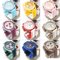 Bracelet en caoutchouc élastique étanche Onthelevel Mission to Saturn compatible avec la montre connectée GT2e X Moonswatch