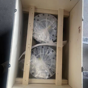 SD100-100f est entraîné par un moteur 43907948 dans le tambour du rouleau compresseur et est équipé d'une boîte de vitesses. - Product Image 1