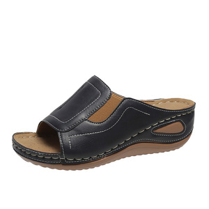 Sandalias de cuña retro de talla grande para mujer y hombre, ligeras, de suela gruesa y suave, de punta abierta, ideales para verano y playa. - Product Image 1