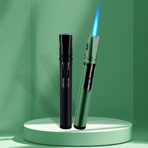 Encendedor de Cigarros Metálico Resistente al Viento, Encendedor de Encendido Directo Multifuncional para Uso en Exteriores - Product Image 3