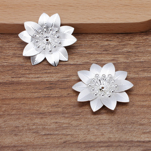 29 मिमी पीतल तीन परत तांबे का फूल टुकड़ा (09237) - Product Image 4