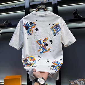 Camiseta de Manga Corta con Patrón Geométrico Blanco para Hombre Louis Vuitton, Estilo Urbano Holgado, Cuello Redondo, Tejida, 100% Algodón - Product Image 4