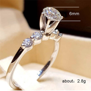 Anello Minimalista Elegante alla Moda, Gioiello Versatile e Semplice per Donna, Anello di Tendenza - Product Image 2