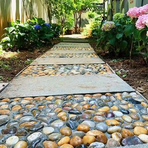 Piedras Decorativas Pulimentadas de 1.6-2.4 Pulgadas, Guijarros Naturales, Rocas de Río para Paisajismo de Patios, Diseño Moderno - Product Image 6