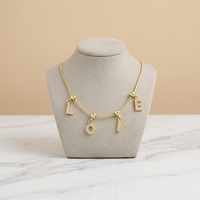Collar con Colgante de Letra Personalizada con Circonitas, Cadena de Serpiente de Acero Inoxidable Dorada, Joyería Ajustable con Iniciales de Nombre