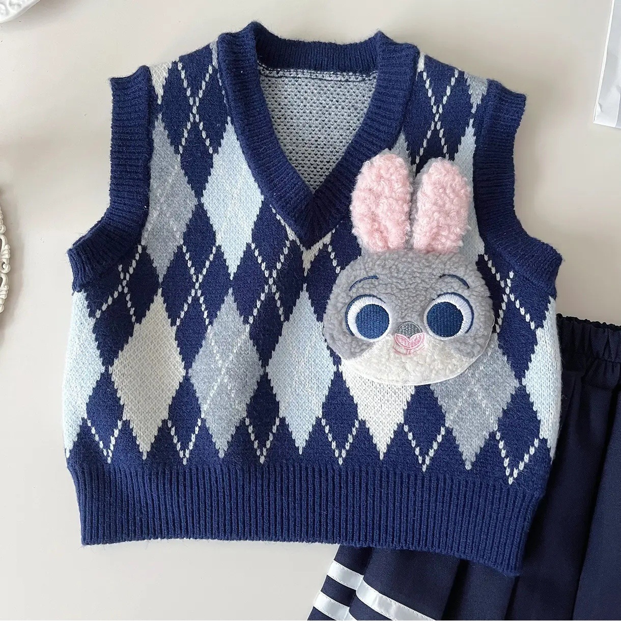 blue vest