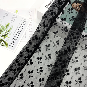 Tela de Tul de Poliéster 100% Transpirable con Diseño Floral de Rosas Negras, Elegante y de Lujo, para Velos, Chales y Bolsos, de Alta Calidad, Venta al Por Mayor - Product Image 1