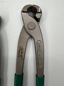 Alicate Multifuncional <span class=keywords><strong>de</strong></span> <span class=keywords><strong>Acero</strong></span> al Carbono <span class=keywords><strong>de</strong></span> Grado Industrial <span class=keywords><strong>para</strong></span> Carpintería, Mango <span class=keywords><strong>de</strong></span> Plástico con Agarre Suave, <span class=keywords><strong>para</strong></span> Crimpar, Pelar y <span class=keywords><strong>Cortar</strong></span> Cables - Product Image 2