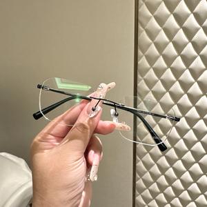 Montures de lunettes sans monture Danyang, rectangulaires, en résine, légères, unisexes, en titane à mémoire de forme, design sans monture 23003 - Product Image 2