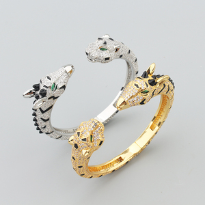 LX0550 2024 Nouveau <span class=keywords><strong>bracelet</strong></span> plaqué or 18 carats avec tête de léopard <span class=keywords><strong>Bracelet</strong></span> en laiton avec zircon et <span class=keywords><strong>girafe</strong></span> - Product Image 4