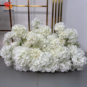 Alfombra de flores para pasillo de boda, diseño esponjoso hecho a mano, color blanco, hortensias, para eventos de boda - Product Image 4