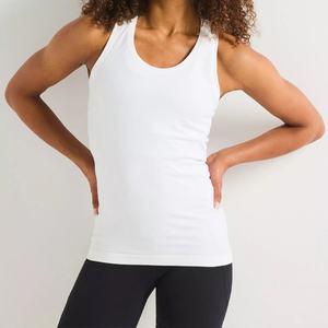 Camiseta sin mangas OEM personalizable, ligera, con espalda cruzada para mujer, de secado rápido, estilo casual, de tela tejida transpirable. - Product Image 1