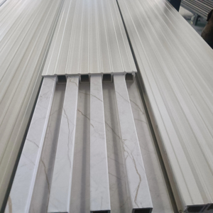 Panneaux muraux en WPC <span class=keywords><strong>à</strong></span> motif marbre et grain de bois pour la décoration intérieure, vente en gros <span class=keywords><strong>à</strong></span> prix d'usine - Product Image 1