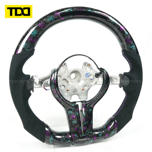 Volant en fibre de carbone forgé TDD Real Nine Light LED compatible avec BMW Série F - Product Image 2